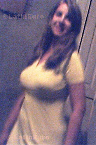 Date this sensual Brazil girl Sara from Osasco B505