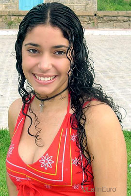 Date this happy Brazil girl Luiza from PESQUEIRA B5190