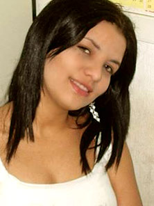 Date this lovely Brazil girl Aline from FORTALEZA B5229