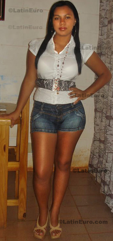 Date this hot Brazil girl Solange from Buri B6