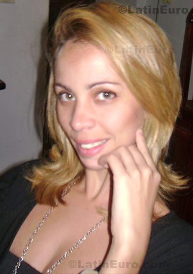 Date this cute Brazil girl Teresa from Resende B610