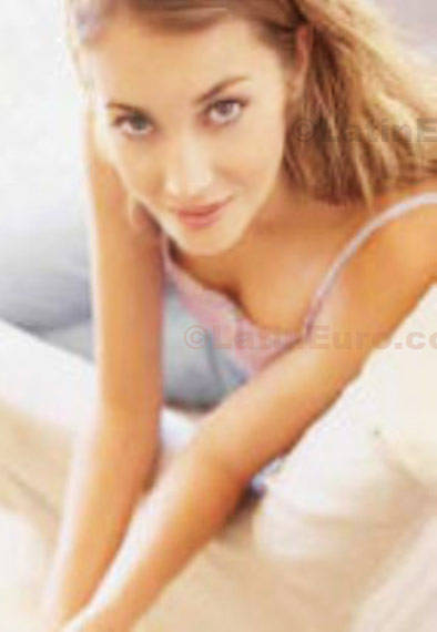 Date this sultry Brazil girl Thamyris from Belem B626