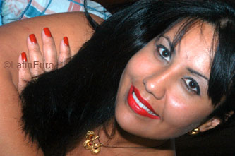 Date this pretty Brazil girl Kelly from BRASILIA B6553