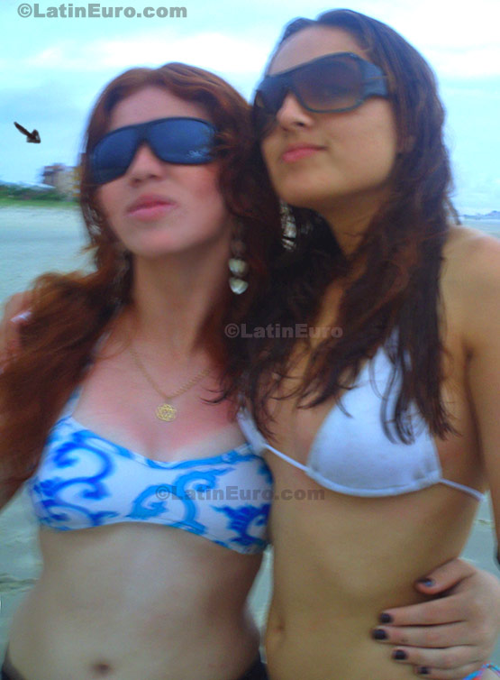 Date this young Brazil girl Dayane from Cascavel B75