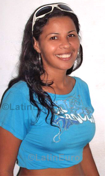 Date this good-looking Brazil girl Yasmin from Natal B752