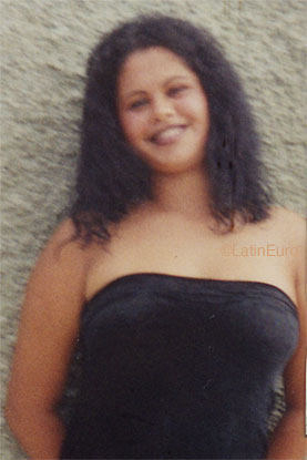 Date this voluptuous Brazil girl Jucimara from SANTO ANTONIO B8530