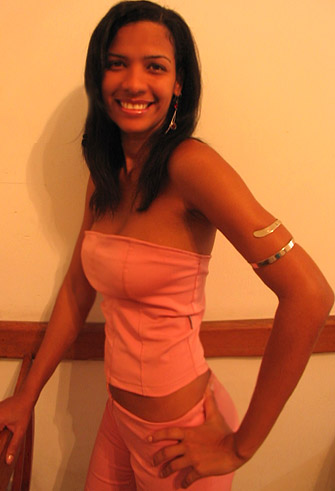 Date this good-looking Brazil girl Patricia from LAURO DE FREITAS B8542