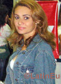 Date this foxy Brazil girl Beatriz from Manaus B860