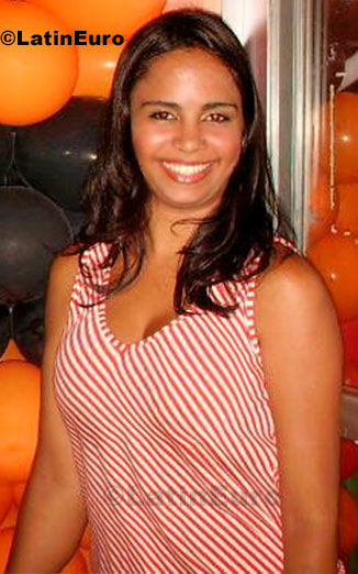 Date this hard body Brazil girl Leidejane from Alagoinhas B872
