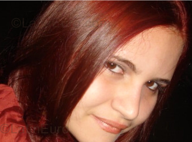 Date this hot Brazil girl Karoline from Rio Branco B954
