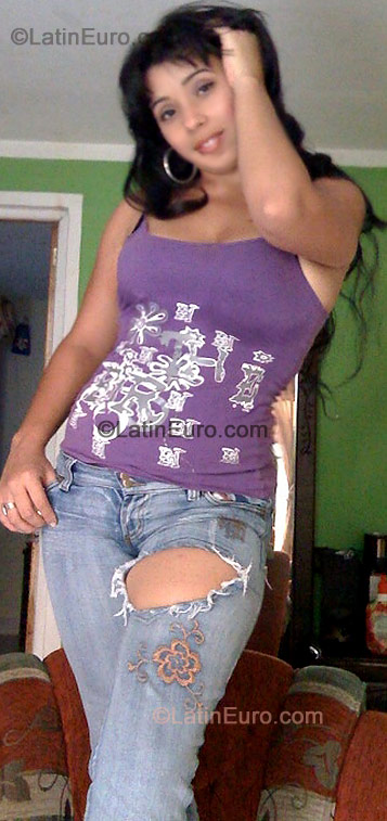 Date this delightful Colombia girl Yurany from Medellin C7943
