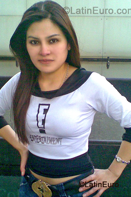 Date this good-looking Colombia girl Diana from Bogota C7944