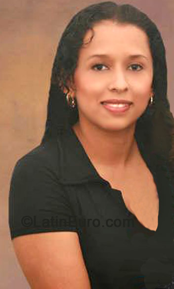 Date this sensual Colombia girl Maria from Cali C7959