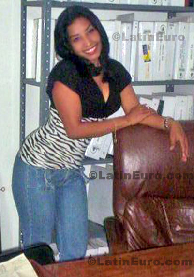 Date this tall Colombia girl Socorro from Barranquilla C8092