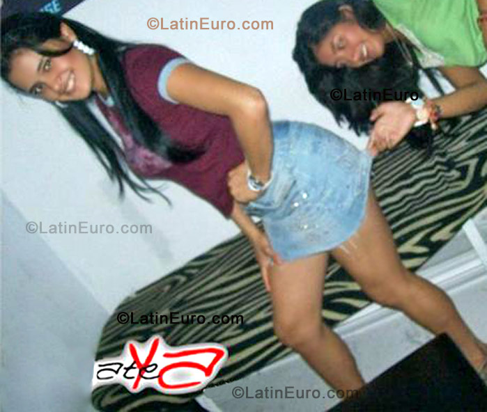 Date this stunning Colombia girl Ingrid from Villavicencio C8095