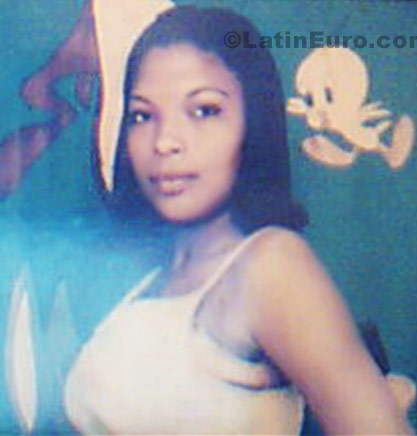 Date this sultry Colombia girl Ingri from Buenaventura C8478