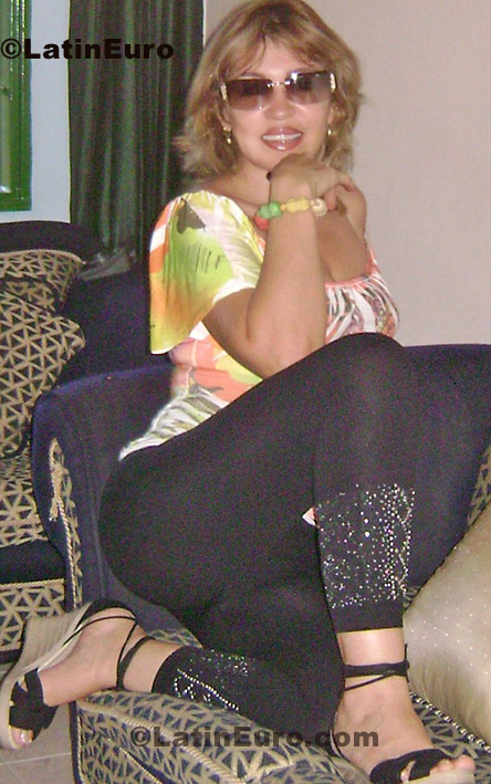 Date this passionate Colombia girl Aydee-Colo from Neiva C8608