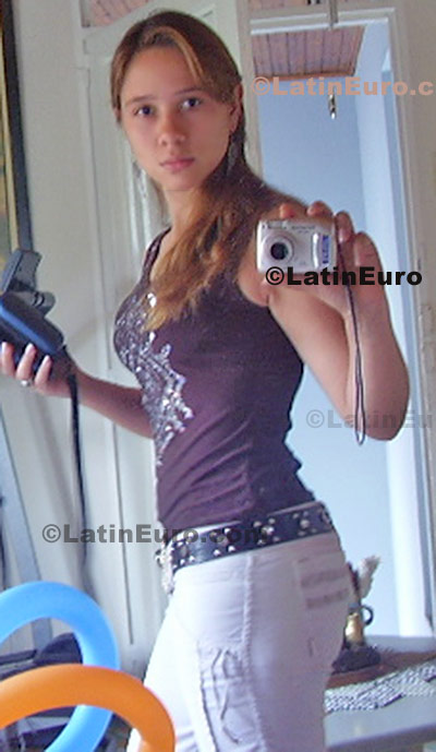 Date this young Colombia girl Johana from  C8625