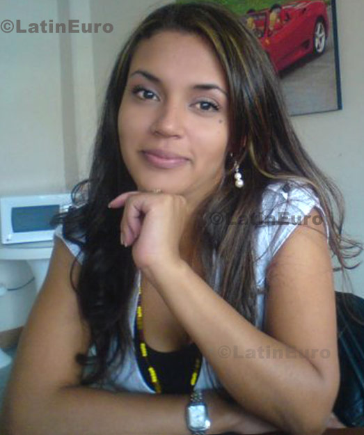 Date this passionate Colombia girl Helent from Envigado C8636