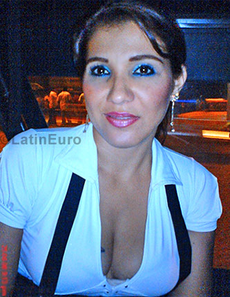Date this georgeous Colombia girl Camila from Neiva C8789