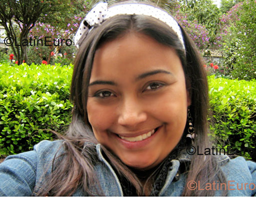 Date this georgeous Colombia girl Diana from Barranquilla C8861