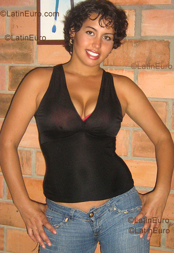 Date this fun Colombia girl Ana from Cucuta C8904