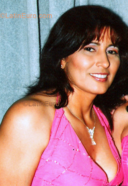 Date this young Colombia girl Mariela from  C8980