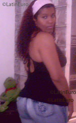 Date this hot Colombia girl Elena from Cali C9035