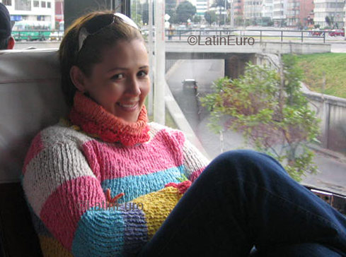 Date this cute Colombia girl Sandra from Bogota C9093