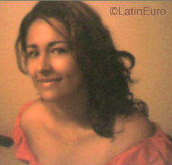 Date this cute Colombia girl Mylena from Santa Marta C9102