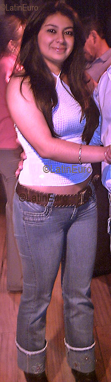 Date this charming Colombia girl Adriana from Bogota C9151