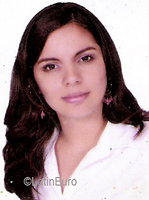 Date this lovely Colombia girl Lida from Cali C9173