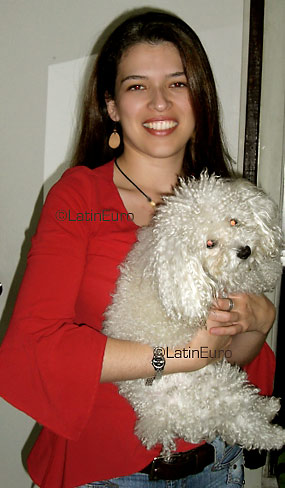 Date this voluptuous Colombia girl Lady from Medellin C9228