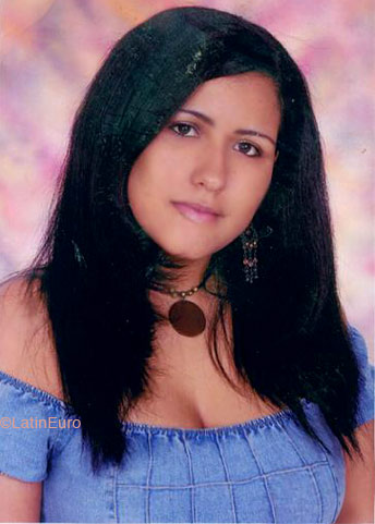 Date this attractive Colombia girl Duleyman from Cali C9353