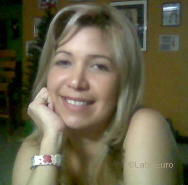 Date this good-looking Colombia girl Beatriz from Barranquilla C9354
