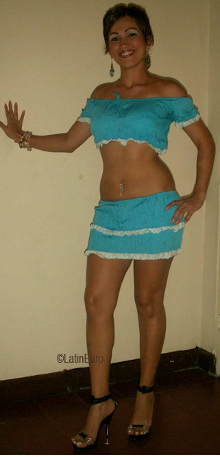 Date this gorgeous Colombia girl Karen from Cali C9379