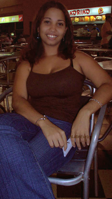 Date this sensual Colombia girl Milena from Cartagena C9406