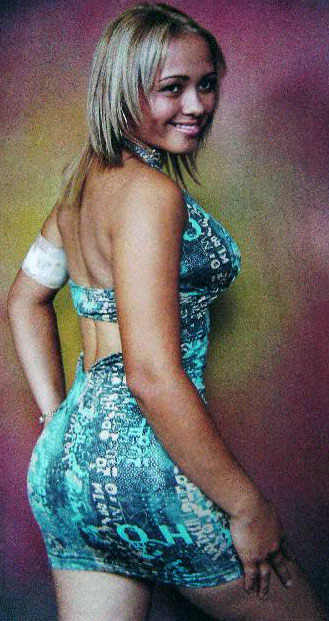 Date this athletic Colombia girl Jackeline from  C9422