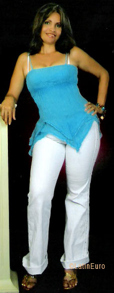 Date this fun Colombia girl Martha from Cartagena CO8208