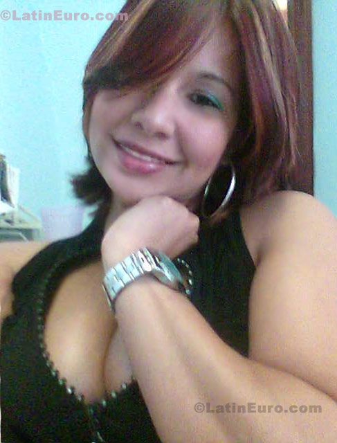 Date this gorgeous Any Country girl Angela from  N-1069