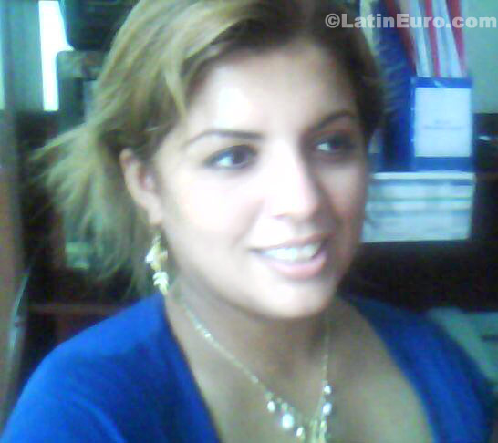 Date this cute Peru girl Evelyn from Lima N-1217