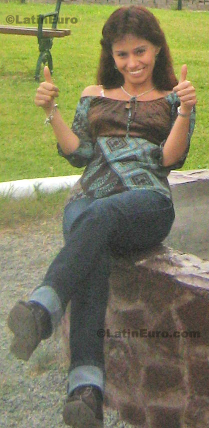 Date this passionate Peru girl Blanca from Callao N-1408