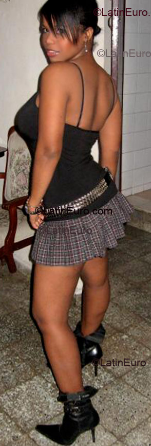 Date this fun Dominican Republic girl Jairin from Santo Domingo N-19