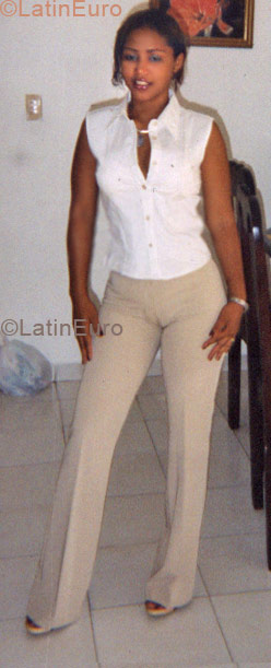 Date this sensual Any Country girl Jury from  N-24