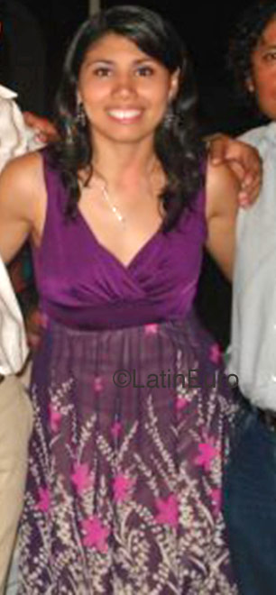 Date this hard body Mexico girl Emma from Merida N-244