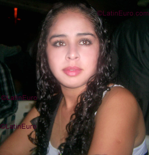 Date this funny Mexico girl Cinthia from  N-276