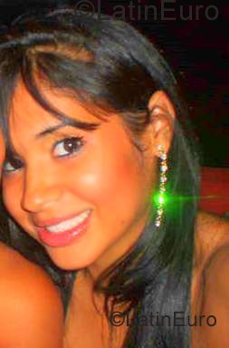 Date this exotic Dominican Republic girl Yonaylis from Santiago N-292