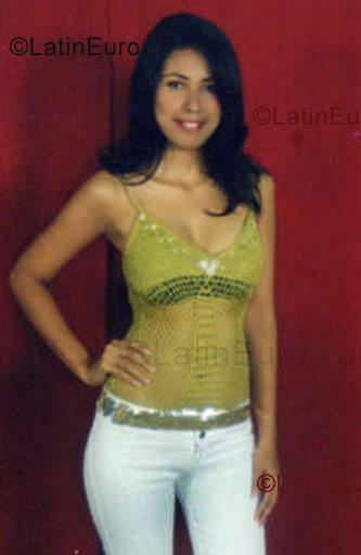 Date this passionate Honduras girl Dinora from San Pedro Sula N-363