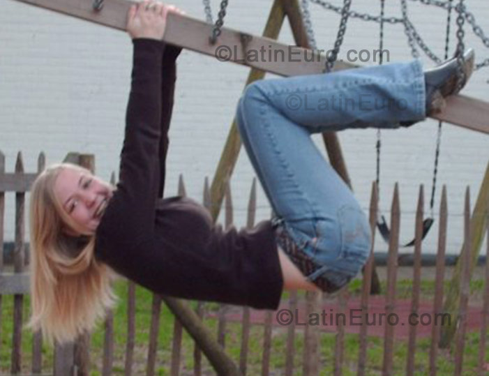 Date this stunning Belgium girl Jill from  N-400