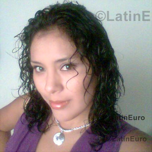 Date this hot Peru girl Rosa from Lima N-486